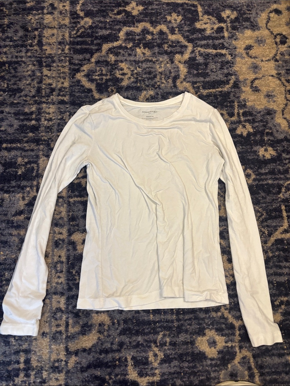 Banana Republic White Long-Sleeve Crew Tee